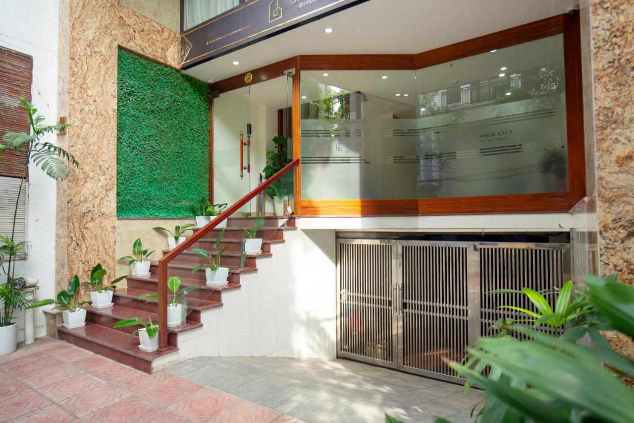 Sumitomo10 Apartment - Lane 12 Dao Tan Street Hanoi Exterior photo