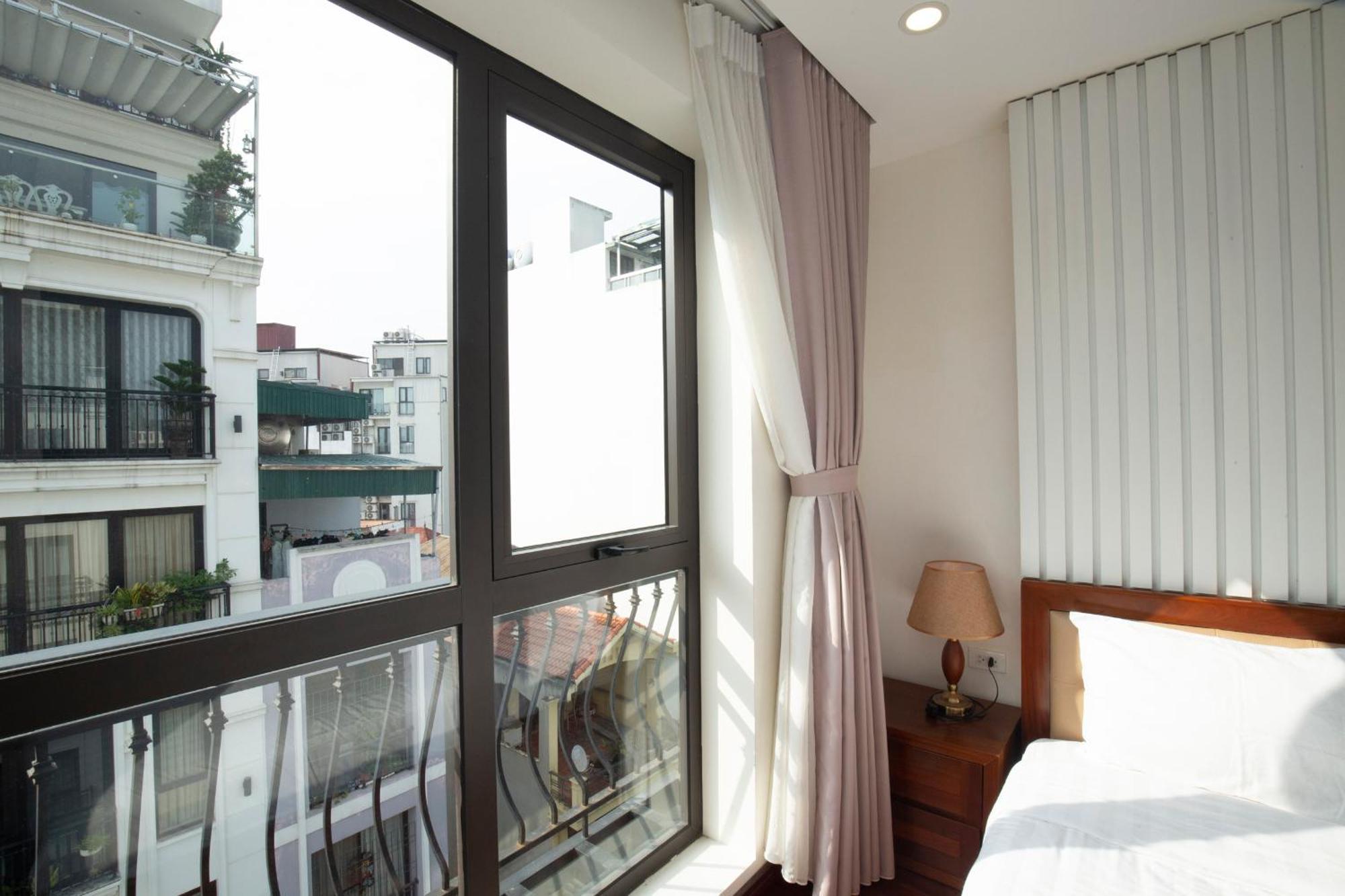 Sumitomo10 Apartment - Lane 12 Dao Tan Street Hanoi Exterior photo